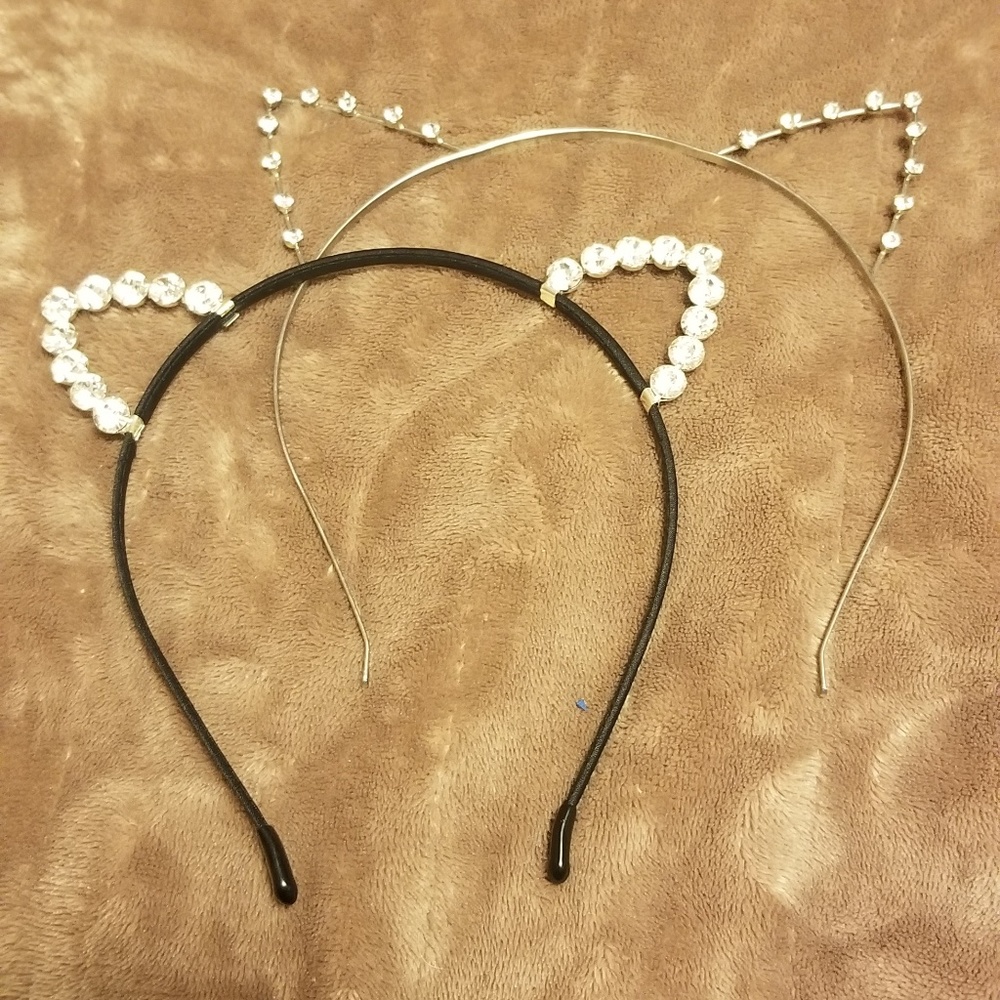 🐶🐶🐶Two cat ear headbands